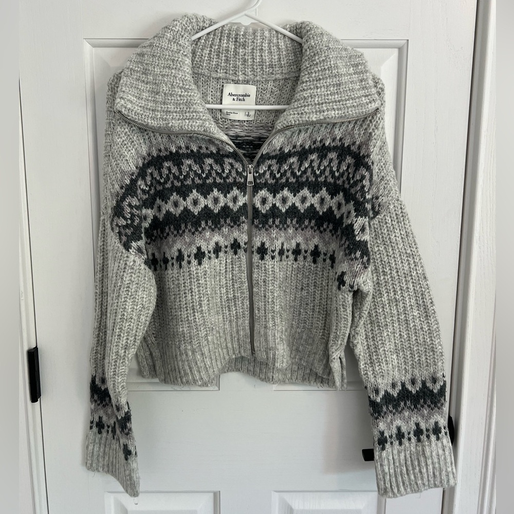 ABERCROMBIE: sweater